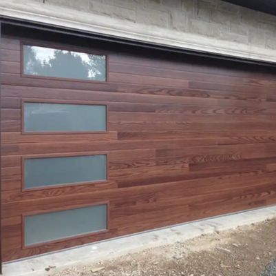 50mm-80mm পুরুতা নিরোধক এবং পাউডার লেপা সমাপ্তি সহ গুদাম বিভাগীয় ওভারহেড দরজা