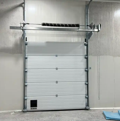 স্মার্ট রিমোট কন্ট্রোল ইনসুলেটেড সেকশনাল ওভারহেড ডোর সেফটি এয়ারব্যাগ সেন্সর অ্যান্টি-ফল ডিভাইস 10 বছরের পরিষেবা জীবন